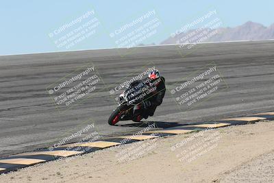 media/Oct-13-2025-Moto Forza (Mon) [[a66d839500]]/3-B Group/Session 2 (Bowl)/